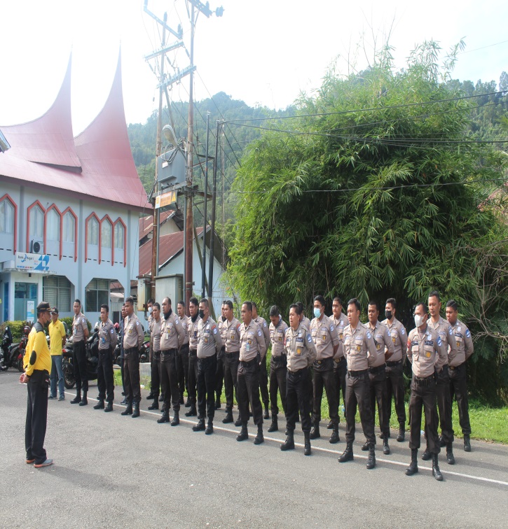 Kegiatan Pembinaan dan Pelatihan Anggota Satpam Penempatan Bank Nagari Se Kota Padang